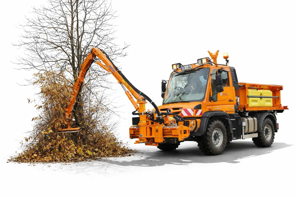 ORTEN ET 400 bei der Baumpflege – Greifarm im Herbsteinsatz